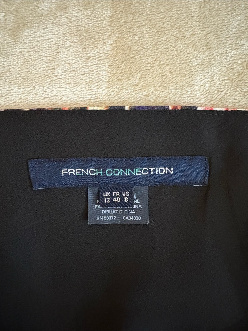 French Connection Cami with Abstract Print and Adjustable Straps Size 8 - Picture 3 of 5